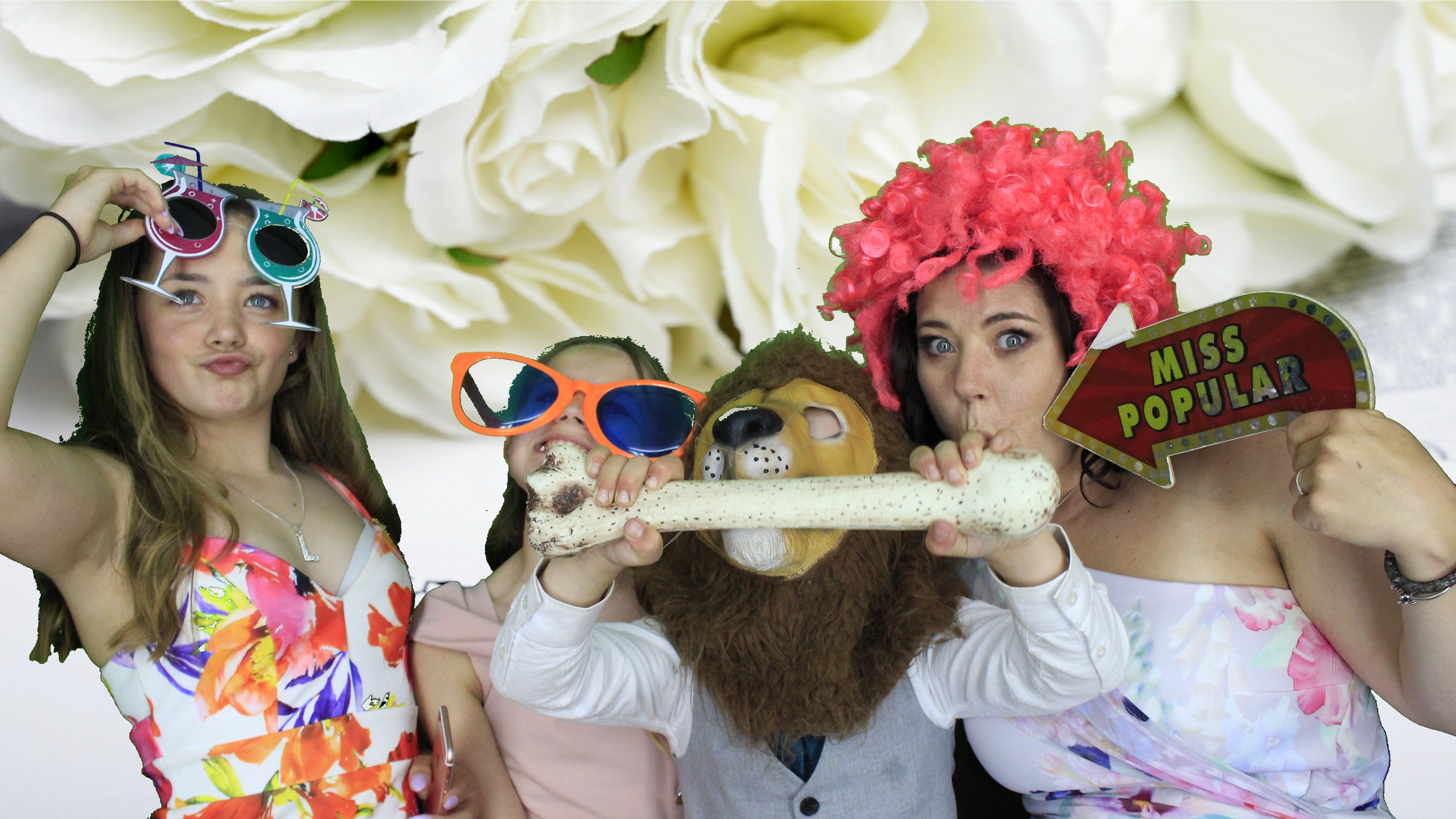 Matt & Jessie Wedding | View more photos from the event at gallery.myphotoboothexperience.co.uk/u/MyPhotoBoothExperienceLtd/Matt-Jessie-Wedding